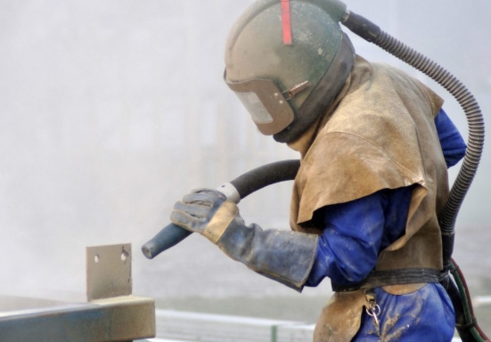 Sandblasting Process With Abrasives