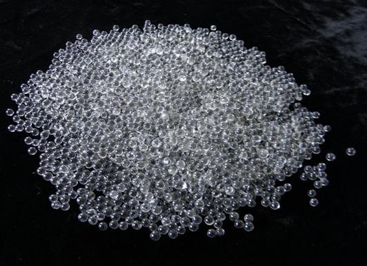 What Is The Best Media for Sandblasting Glass?